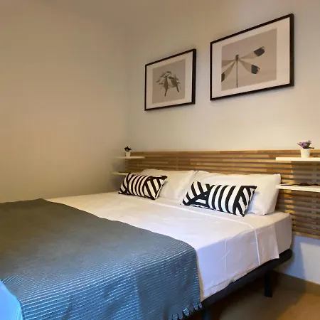 Apartment Sant Lluis Center, 2 Min Walk From The Sea
