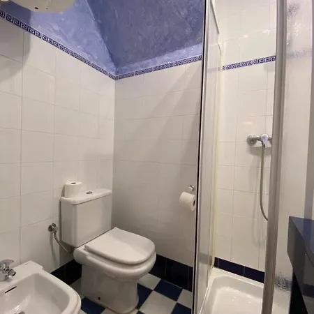 Apartment Sant Lluis Center, 2 Min Walk From The Sea Lloret de Mar