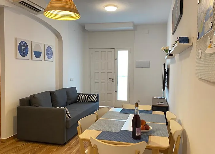 Lejlighed Sant Lluis Center, 2 Min Walk From The Sea Lloret de Mar