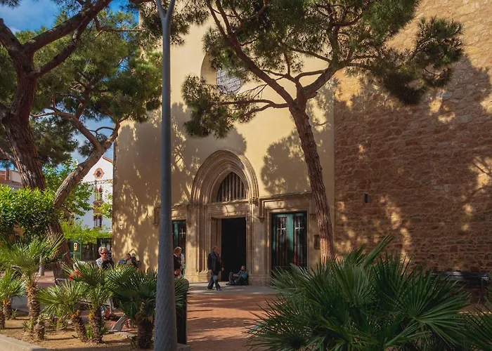 Sant Lluis Center, 2 Min Walk From The Sea * Lloret de Mar